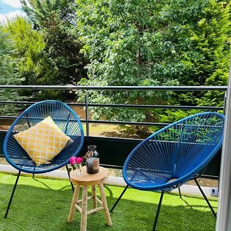 アパート Cosy, Calme, Lumineux, Balcon, Parking サルラ・ラ・カネダ