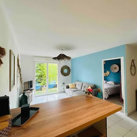 Cosy, Calme, Lumineux, Balcon, Parking アパート *